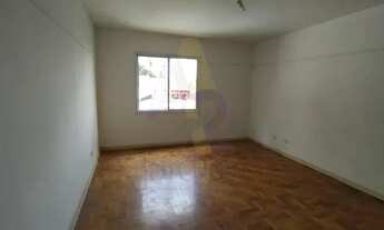 Imagem: Apartamento reformado, amplo, arejado e