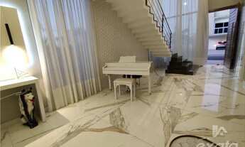 Imagem 4: Casa de condomínio sobrado para venda tem 370 metros quadrados com 4 quartos