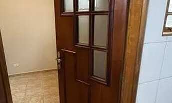 Imagem 6: Barracão de um 1 quarto, sala, cozinha e garagem para aluguel possui 40 metros quadrados