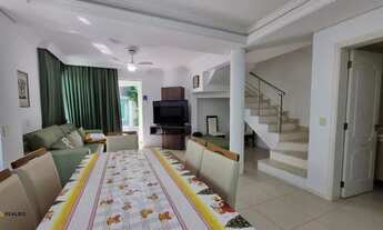 Imagem 6: Casa triplex em condomínio fechado na Praia de Palmas em Governador Celso Ramos - SC