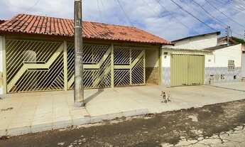 Imagem 5: Vende-se Casa em com 2 barrações Goiânia conjunto vera cruz 2