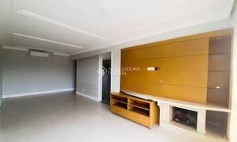 Imagem 3: Amplo apartamento semi-mobiliado com 3 dormitórios para alugar em Petrópolis - Porto Alegr