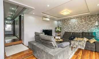 Imagem 3: Casa Residencial com 3 dormitórios, sendo 1 suíte, e 4 vagas de garagem no bairro Cavalhad