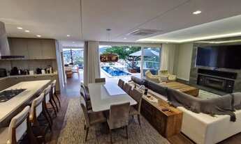 Imagem 2: CASA DE ALTO PADRÃO EM CONDOMÍNIO FECHADO - CÓRREGO GRANDE 4 SUÍTES PISCINA INFINITA