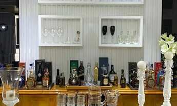 Imagem 2: Imóvel para venda possui 301 metros quadrados com 4 quartos em Praia da Costa - Vila Velha