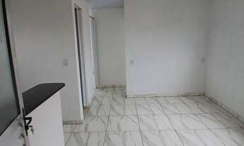 Imagem 2: Aluga-se incluso Água e energia Casa 1 Andar