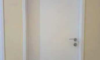 Imagem 2: Excelente sala comercial, 1º andar, ótima iluminação e ventilação, 17 m, com banheiro, sem