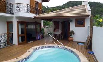 Imagem 2: NOBLESSE vende casa no Jardim Panorâmico, Centro de Garopaba/SC