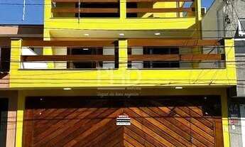 Imagem: Sobrado à Venda, com 380m2, 6 Quartos