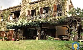 Imagem: Casa com 3 Suítes à Venda, ac.532 m²