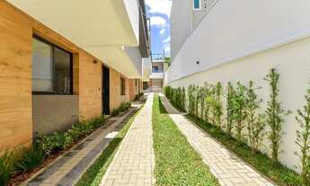 Imagem 6: Sobrado para venda com 198 metros quadrados com 3 quartos em Água Verde - Curitiba - PR