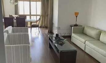 Imagem 7: Apartamento para aluguel possui 204 metros quadrados com 4 quartos