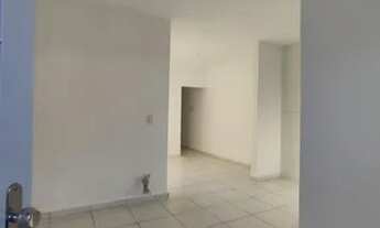 Imagem 3: Casa Residencial com 2 quartos para alugar por R$ 1100.00, 60.00 m2 - PORTAL DO SOL - LOND