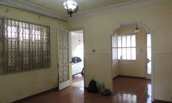 Imagem 3: Ótima casa, localizada na praça do Patriarca em Madureira, amplo comércio e farta condução