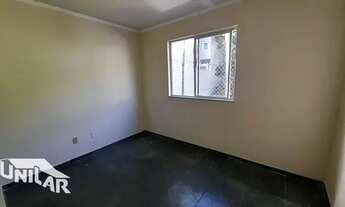 Imagem 2: Apartamento com 2 dormitórios para alugar, 92 m² por R$ 1.050,00/mês - Jardim Amália - Vol