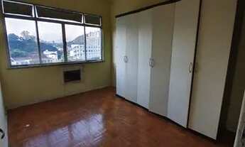 Imagem 2: Apartamento no centro de Niterói para Alugar de Frente Rua Dr Celestino Próximo Niterói Sh