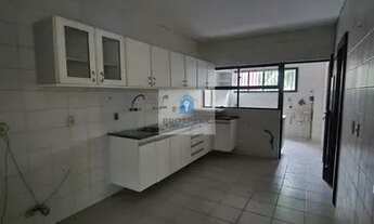 Imagem 2: Apartamento de 4 quartos, sendo 2 suítes, 3 vagas, Pituba