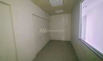 Imagem 7: Centro Galpão / depósito com venda por R$470.000