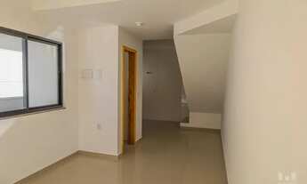 Imagem 4: Sobrado para venda tem 72 metros quadrados com 2 quartos em Areias - São José - SC