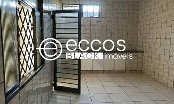 Imagem 2: Casa para aluguel, 3 quartos, 2 suítes, 2 vagas, Jardim Regina - ARAGUARI/MG