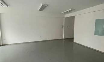 Imagem 4: Conjunto Comercial à venda no Itaim Bibi com 64m², 1 sala, 2 banheiros, 1 vaga, por R$ 640