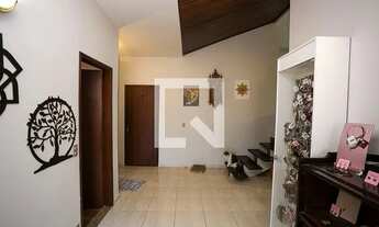 Imagem 2: Casa para Aluguel - Jardim América, 3 Quartos, 280 m2