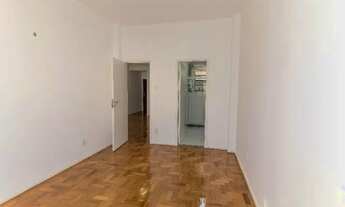 Imagem 2: Alugo excelente apartamento na Rua Marques de Abrantes