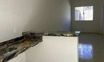 Imagem 2: Casa para vender logo. tem 80 metros quadrados com 2 quartos