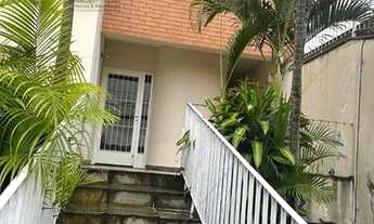 Imagem 2: Sobrado 300m, 3 quartos, 1 suíte master com banheira, closet, salas grandes, 4 vagas de ga