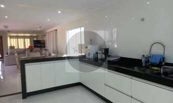 Imagem 2: Vendo duplex finíssimo acabamento, com 4 suítes, piscina, planejados