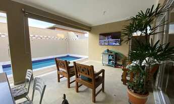 Imagem 2: Sobrado com piscina no Condomínio Residencial Colinas - Taubaté