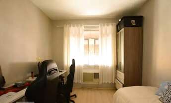 Imagem 5: Casa de condomínio com 84 metros quadrados, Sala bastante ampla com 2 quartos, Vila da Pen