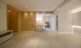 Imagem 4: Apartamento todo reformado, ao lado da melhor parte de comércio e restaurantes do Jardins