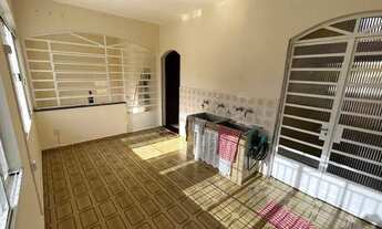 Imagem 3: Sobrado com 5 dormitórios à venda, 250 m² por R$ 950.000,00 - Vila Camilópolis - Santo And