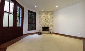 Imagem 4: CASA À VENDA EM ALPHAVILLE