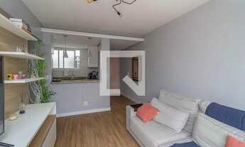 Imagem 3: Apartamento para Aluguel - Petrópolis, 1 Quarto, 68 m2