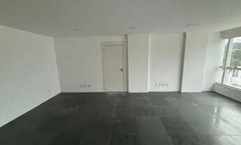 Imagem 7: SALA COMERCIAL EM ANDAR ALTO E COM LINDA VISTA!!!