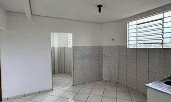 Imagem 2: Apartamento com 2 dormitórios para alugar, 60 m² por R$ 900,00/mês - Conjunto Habitacional