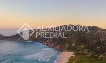 Imagem 5: YRUPÁ Praia Mole. Entre a Lagoa e o Mar, Um Novo Conceito de Viver Bem