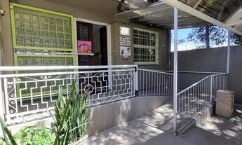 Imagem: Casa Comercial em Menino Deus