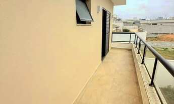 Imagem 4: Imóvel para aluguel possui 380 metros quadrados com 4 quartos