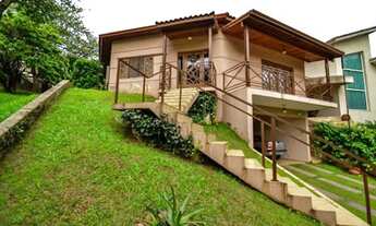 Imagem 2: Casa à venda em Santana de Parnaíba, Tarumã, com 4 suítes, com 470 m², Residencial Tarumã