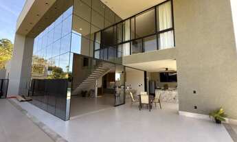 Imagem: Mansão no Condomínio Gran Royalle