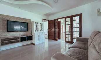 Imagem 3: Casa para Venda em Florianópolis, Campeche, 3 dormitórios, 1 suíte, 4 banheiros, 2 vagas