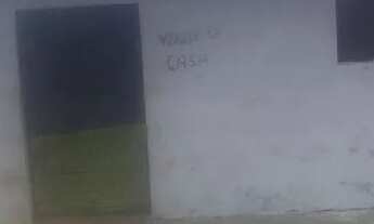 Imagem: Casa para vender em Felipe camarão na rua