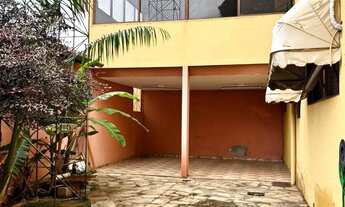 Imagem 2: Aluga-se Casa com Quintal Grande e 3 Qts sendo 1 suite no Setor Cidade Jardim., Goiânia, G