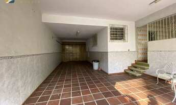 Imagem 2: Casa com 5 quartos e 3 salas para alugar, 400 m² por R$ 20.000/mês - Centro - Juiz de Fora