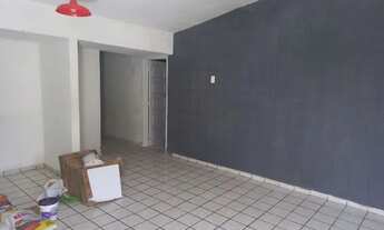 Imagem 5: Casa para aluguel possui 220 metros quadrados com 5 quartos