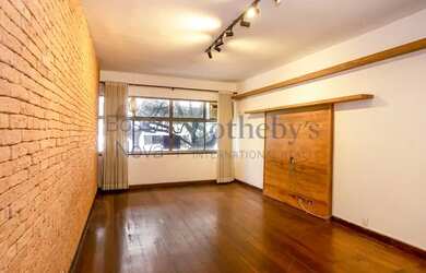 Imagem 3: Apartamento em rua tranquila e arborizada de Ipanema