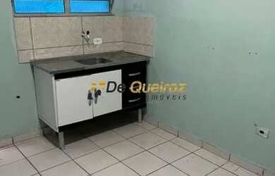 Imagem 2: DE QUEIROZ. IMÓVEL COM 04 CASAS AMPLAS COM ÓTIMA OPORTUNIDADE PARA RENDA! CONQUISTE ESSE I